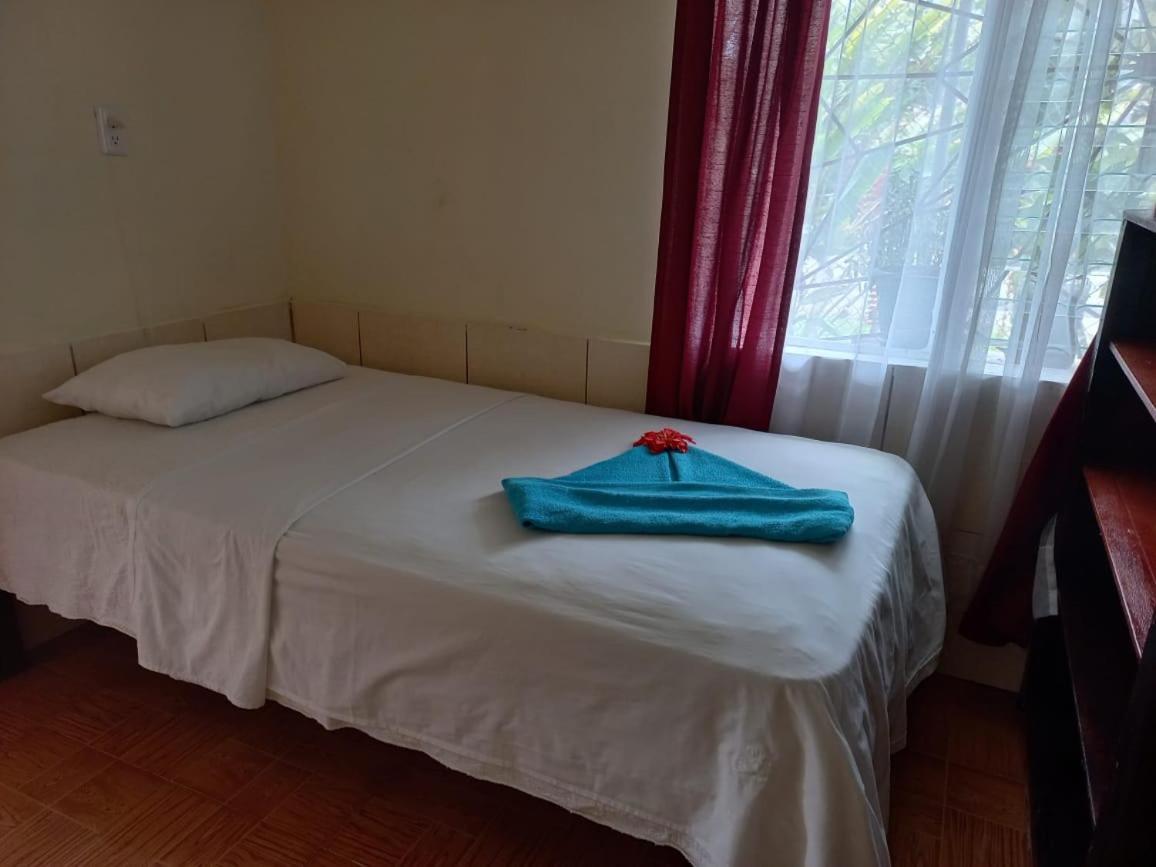 Hotel Margarita Sierpe Екстериор снимка